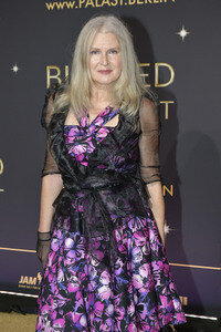 Weltpremiere der 'Blinded by Delight' Grand Show 2025 in Berlin