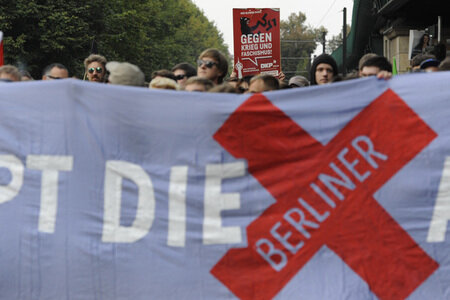 Demonstration 'AfD Stoppen!' in Berlin