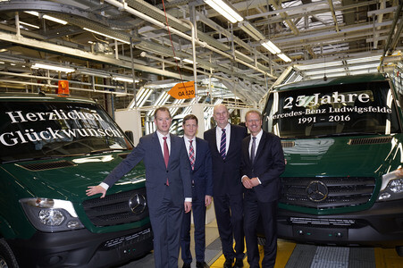 Jubiläumsfeier '25 Jahre Mercedes-Benz Werk Ludwigsfelde'