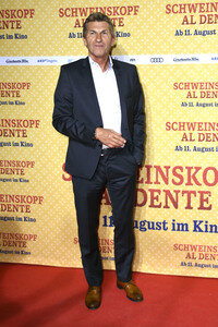 Filmpremiere 'Schweinskopf al dente' in München