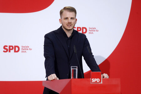 Pressekonferenz mit dem SPD-Generalsekretär in Berlin