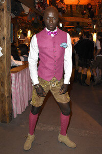 In Käfers Wiesn-Schänke auf dem Oktoberfest 2018 in München