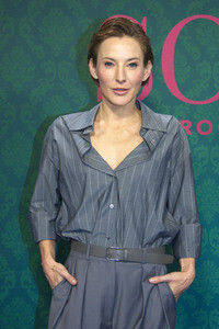 Serienpremiere 'Miss Sophie - Same Procedure as Every Year' in Berlin