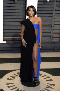 Vanity Fair Oscar Party 2017 in Beverly Hills
