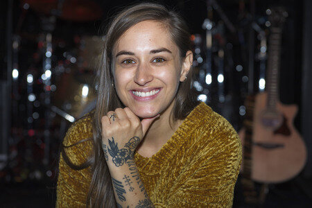 Konzert von Nina Attal in Berlin