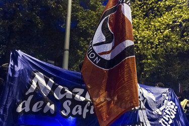 Kundgebung gegen Naziversand, Berlin