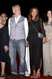 Theaterpremiere 'Der eingebildet Kranke' und 90. Geburtstag von Dieter Hallervorden in Berlin