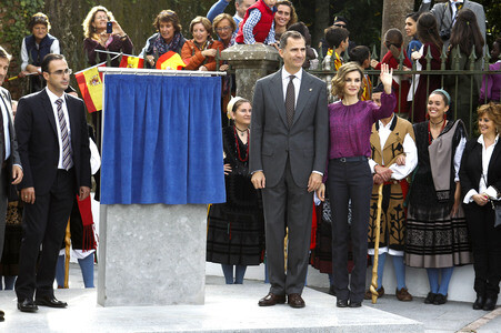 König Felipe und Königin Letizia besuchen Colombres