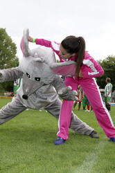 Charity-Fußballspiel 'Kicken mit Herz' in Hamburg
