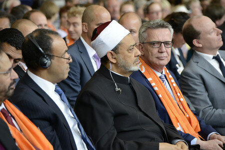 De Maizière und al-Tayyeb auf dem 36. Deutschen Evangelischen Kirchentag in Berlin