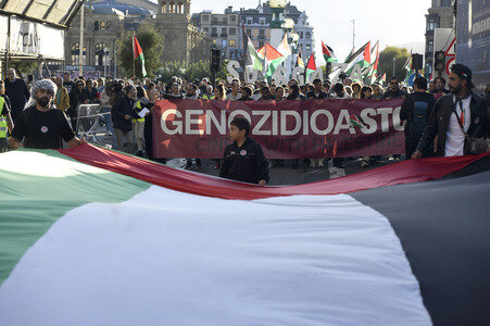 Palästina-Solidaritätsdemo auf dem San Sebastian International Film Festival 2025