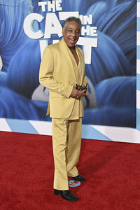Filmpremiere 'Der Kater mit Hut' in Burbank