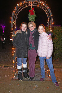 Feierliche Eröffnung von Weihnachten im Tierpark 2025 in Berlin