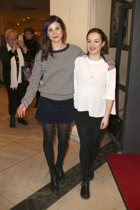Theaterpremiere 'Alles muss glänzen - The Homemaker' in Berlin
