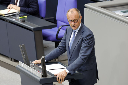 83. Sitzung des Deutschen Bundestages in Berlin
