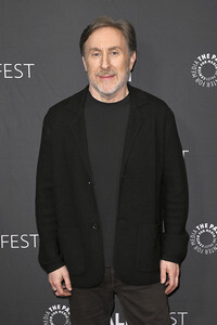 Serienscreening 'Your Friends and Neighbors' auf dem PaleyFest Los Angeles 2026