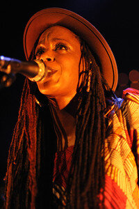 Konzert von Akua Naru in Hamburg