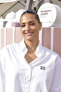 Photocall zum 15-jährigen Jubiläum des Designer Outlet Berlin in Wustermark