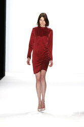 Hien Le Fashion Show, Berlin Fashion Week Autumn-Winter 2014