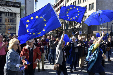 'Pulse of Europe' Kundgebung in Frankfurt