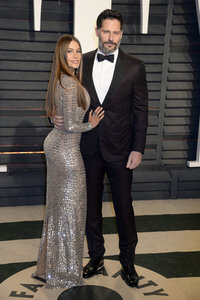 Vanity Fair Oscar Party 2017 in Beverly Hills