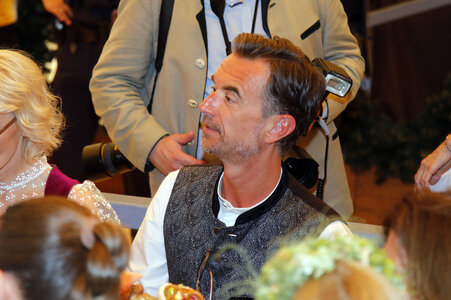 Wiesn Anstich im Schottenhamel Festzelt auf dem Oktoberfest 2025 in München