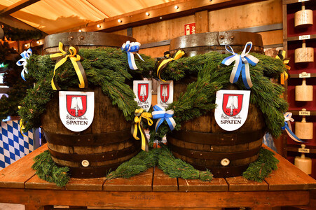 Wiesn Anstich im Schottenhamel Festzelt auf dem Oktoberfest 2026 in München