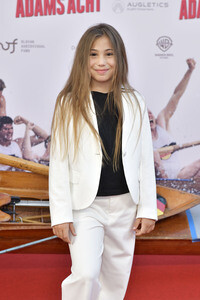 Filmpremiere 'Adams Acht' in Berlin