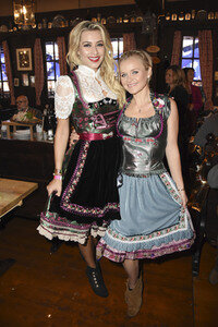 2. Charity Lunch zugunsten von 'Frohes Herz e.V.' beim Oktoberfest 2017 in München