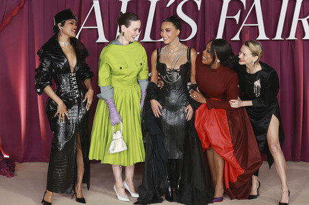 Serienpremiere 'All's Fair' in London