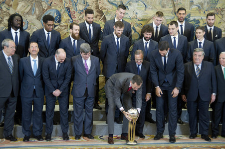 König Felipe empfängt das Real Madrid Basket Team in Madrid