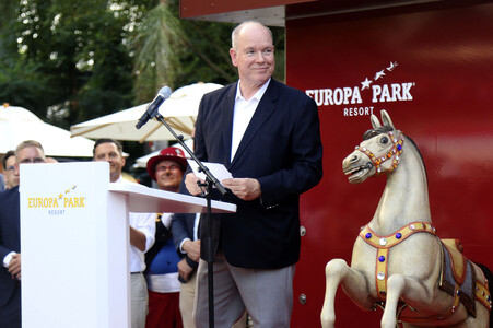 Einweihung des Themenbereichs Monaco mit Fürst Albert II. im Europa-Park in Rust