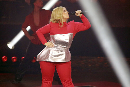 TV-Show 'Silvester-Schlagerbooom 2026 live - Die Wunderlichtershow!' in München