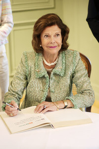 08.10.2026<br>Königin Silvia von Schweden beim Jubiläum der Mentor-Stiftung auf der Insel Mainau
