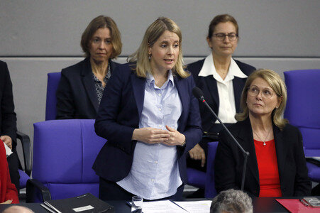 39. Sitzung des Deutschen Bundestages in Berlin