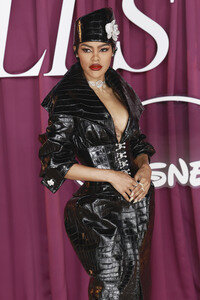 Serienpremiere 'All's Fair' in London