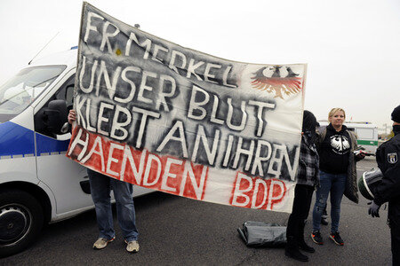 'Merkel muss weg' Demo in Berlin