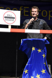 'Pulse of Europe' Kundgebung in Frankfurt
