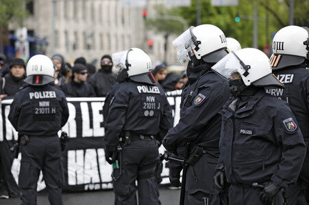 Demonstrationen gegen den AfD Bundesparteitag in Köln