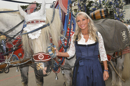 Regines Damenwiesn beim Oktoberfest 2025 in München