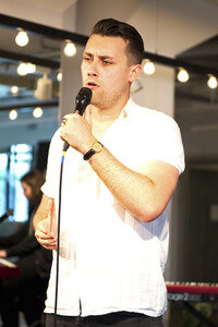 Showcase von Joseph J. Jones in Berlin