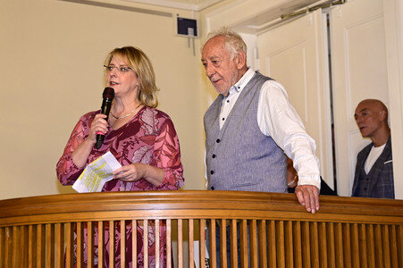 Theaterpremiere 'Der eingebildet Kranke' und 90. Geburtstag von Dieter Hallervorden in Berlin