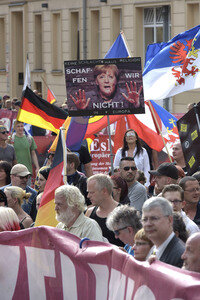 'Merkel muss weg' Demo in Berlin