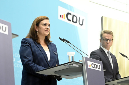 Pressekonferenz mit Friedrich Merz in Berlin