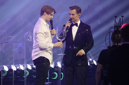 TV-Show 'Silvester-Schlagerbooom 2026 live - Die Wunderlichtershow!' in München