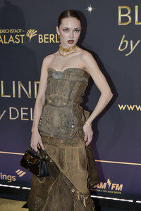 Weltpremiere der 'Blinded by Delight' Grand Show 2025 in Berlin