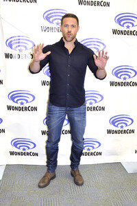 Photocall 'Midnight, Texas' auf der WonderCon 2017 im Anaheim