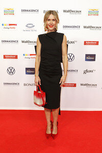 Goldene Bild der Frau 2025 in Hamburg