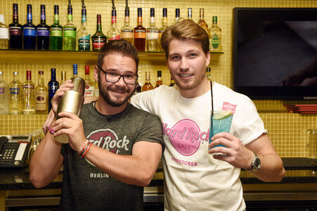 Pinktober Aktion im Hard Rock Cafe Berlin