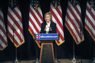 Hillary Clinton spricht in der New School in New York